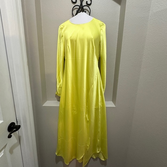 Express Yellow Satin Maxi Dress Large - Picture 4 of 8